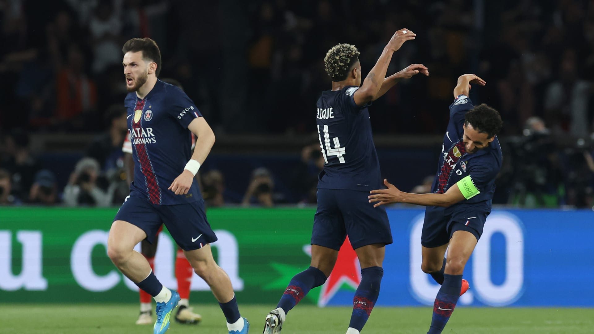 دوري أبطال أوروبا: خماسية تاريخية تحسم ملخص مباراة باريس سان جيرمان وبايرن ميونخ الذهاب المثيرة