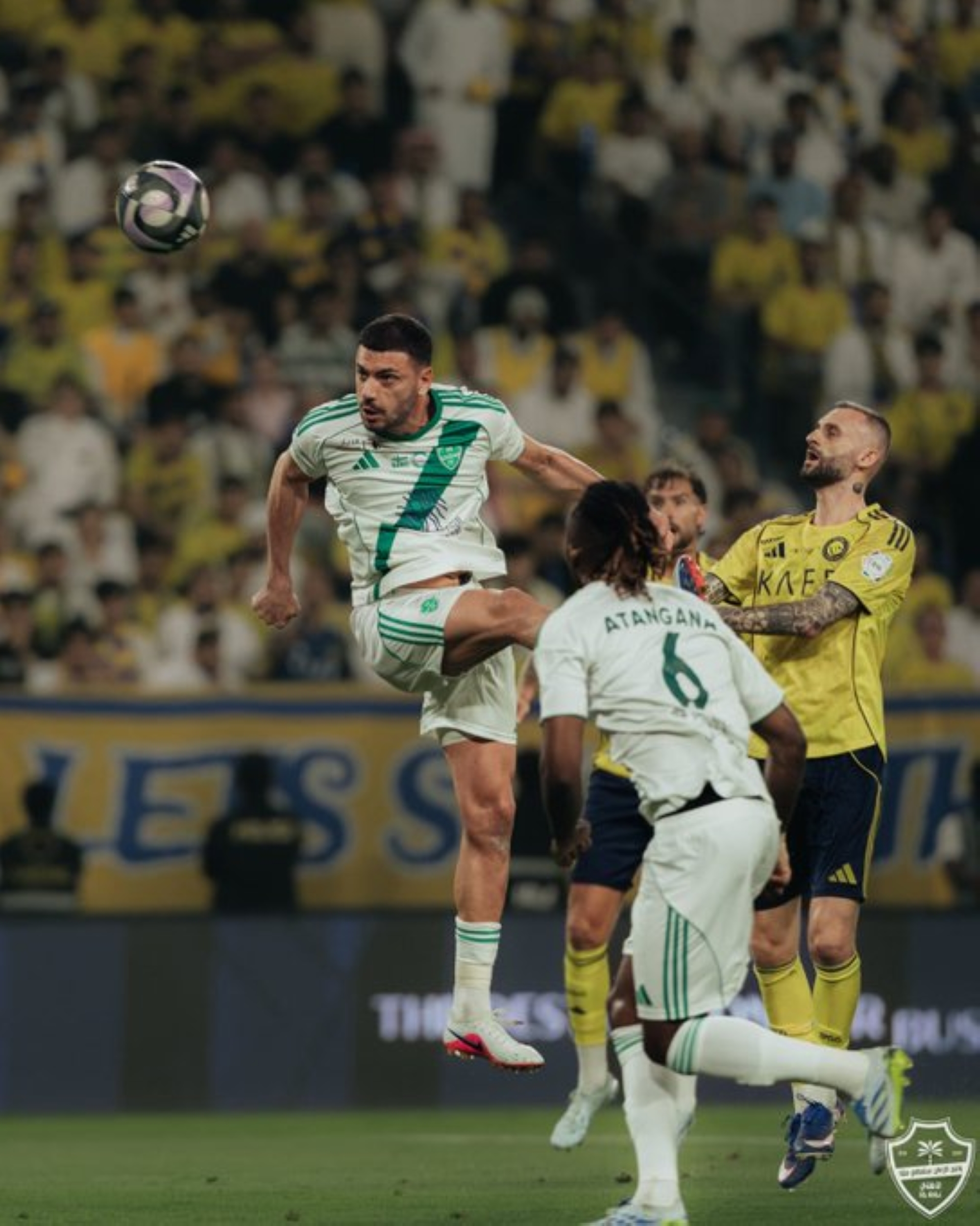 تصريحات ديميرال المثيرة للجدل: هل يُدعم النصر بالفعل؟ وتحليل رد فعل الأهلي