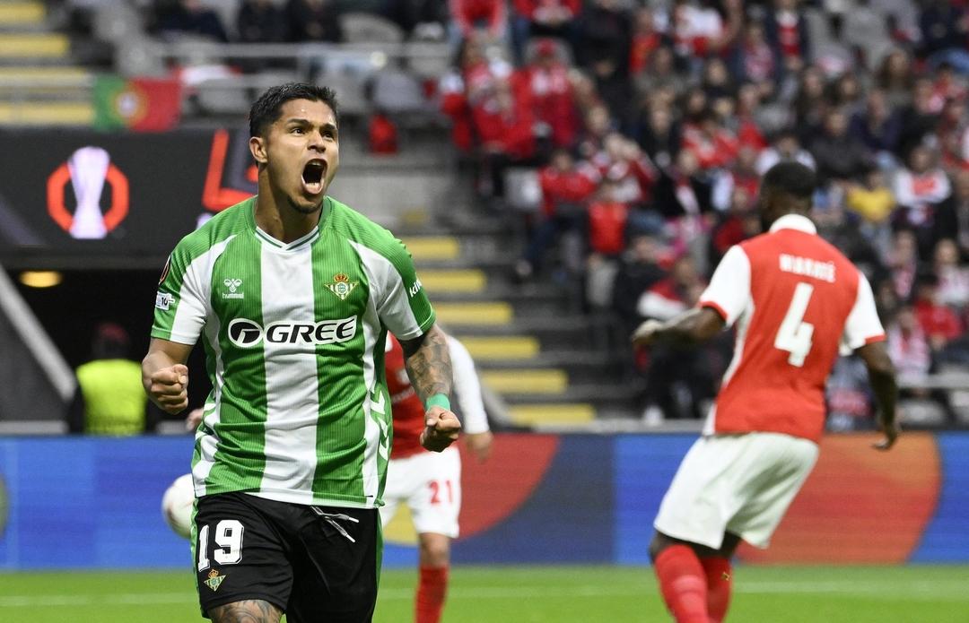 ملخص وأهداف مباراة ريال بيتيس ضد سبورتينج براغا في ربع نهائي الدوري الأوروبي