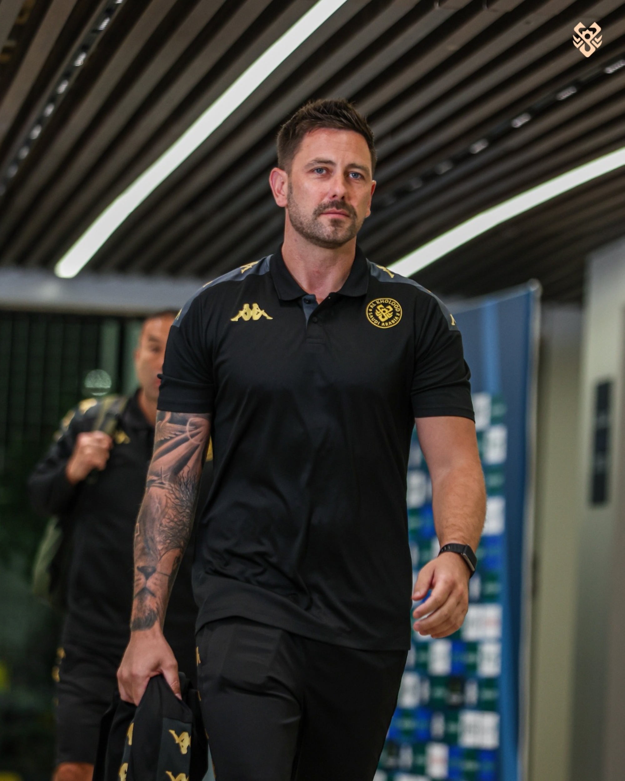 الخلود يواجه الاتحاد: ديس باكنغهام يكشف عن استراتيجيته للمباراة المرتقبة قبل نهائي كأس الملك