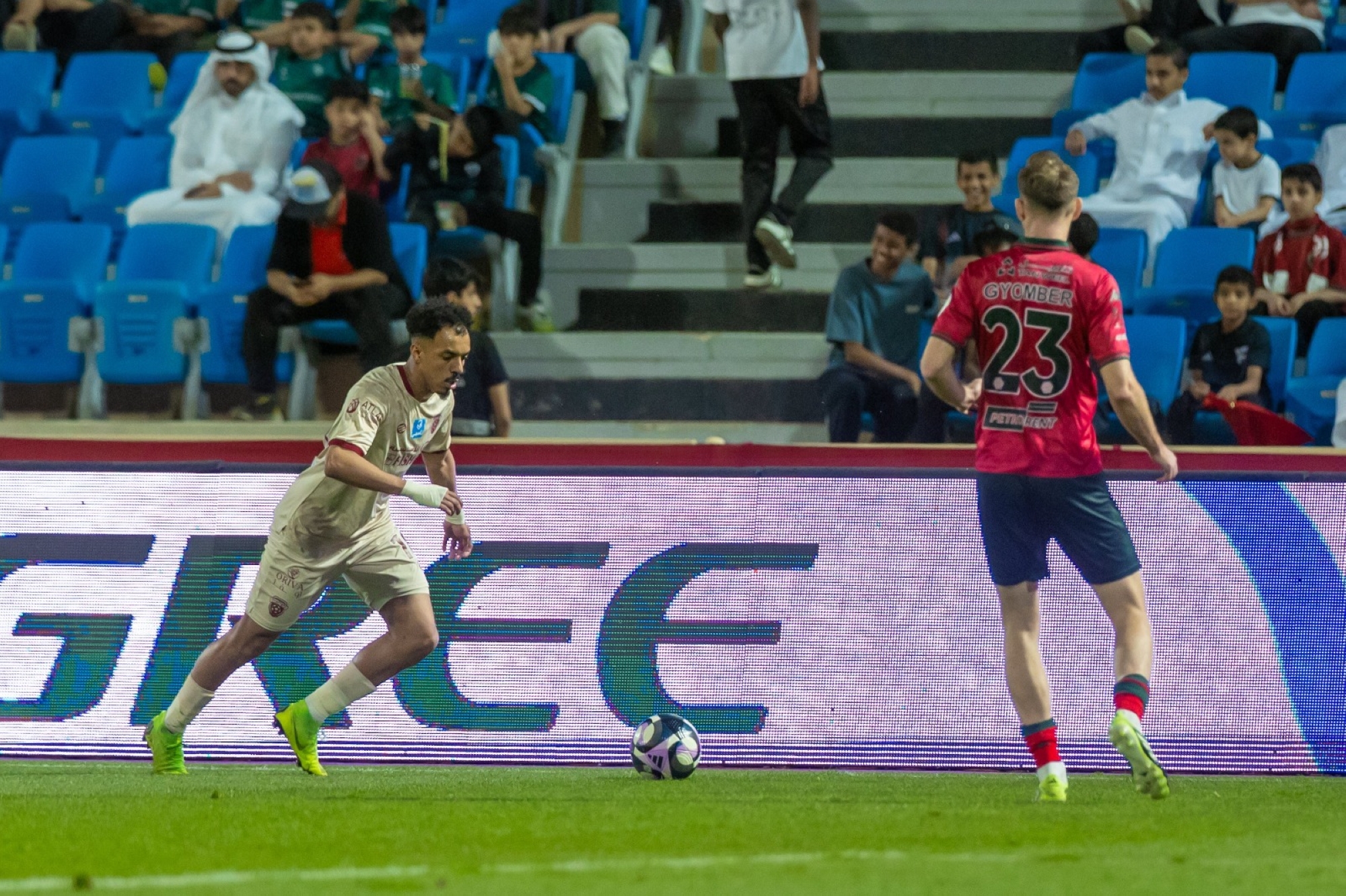 تحليل معمق لتعادل الفيحاء والخلود بهدف لمثله في قمة دوري روشن السعودي