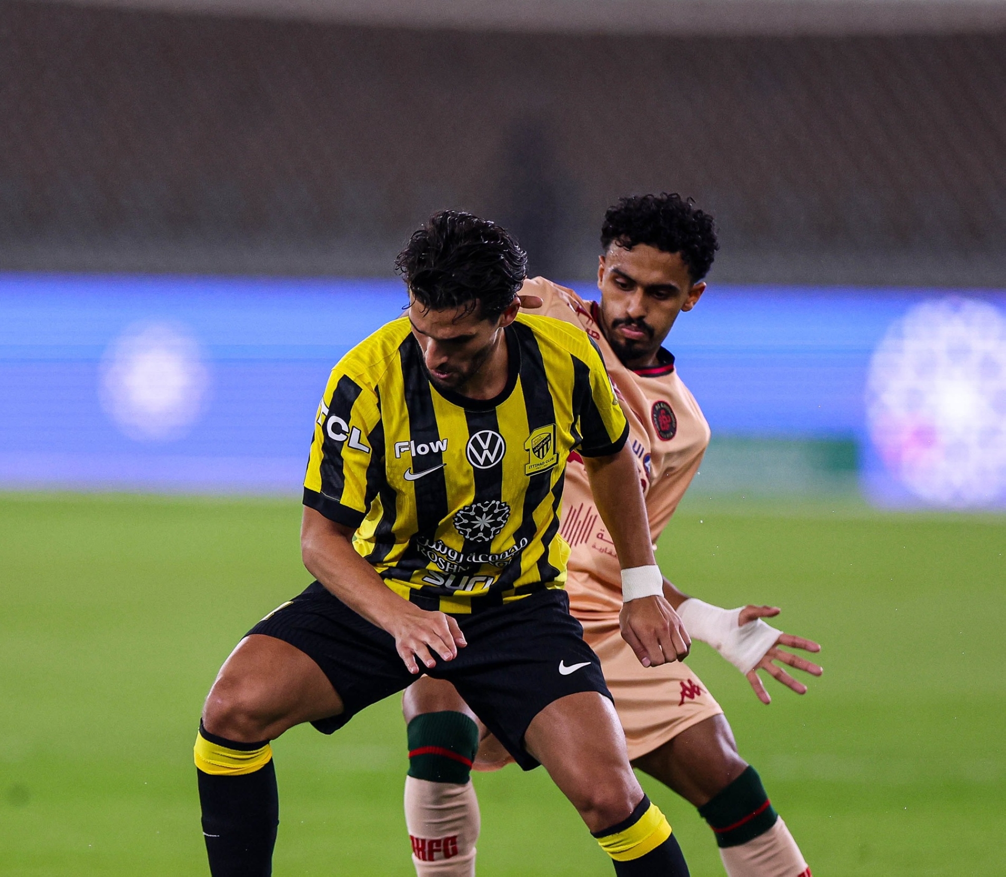 نقطة صراع أم فرصة مهدرة؟ تحليل عميق لـ تعادل الاتحاد والخلود دوري روشن