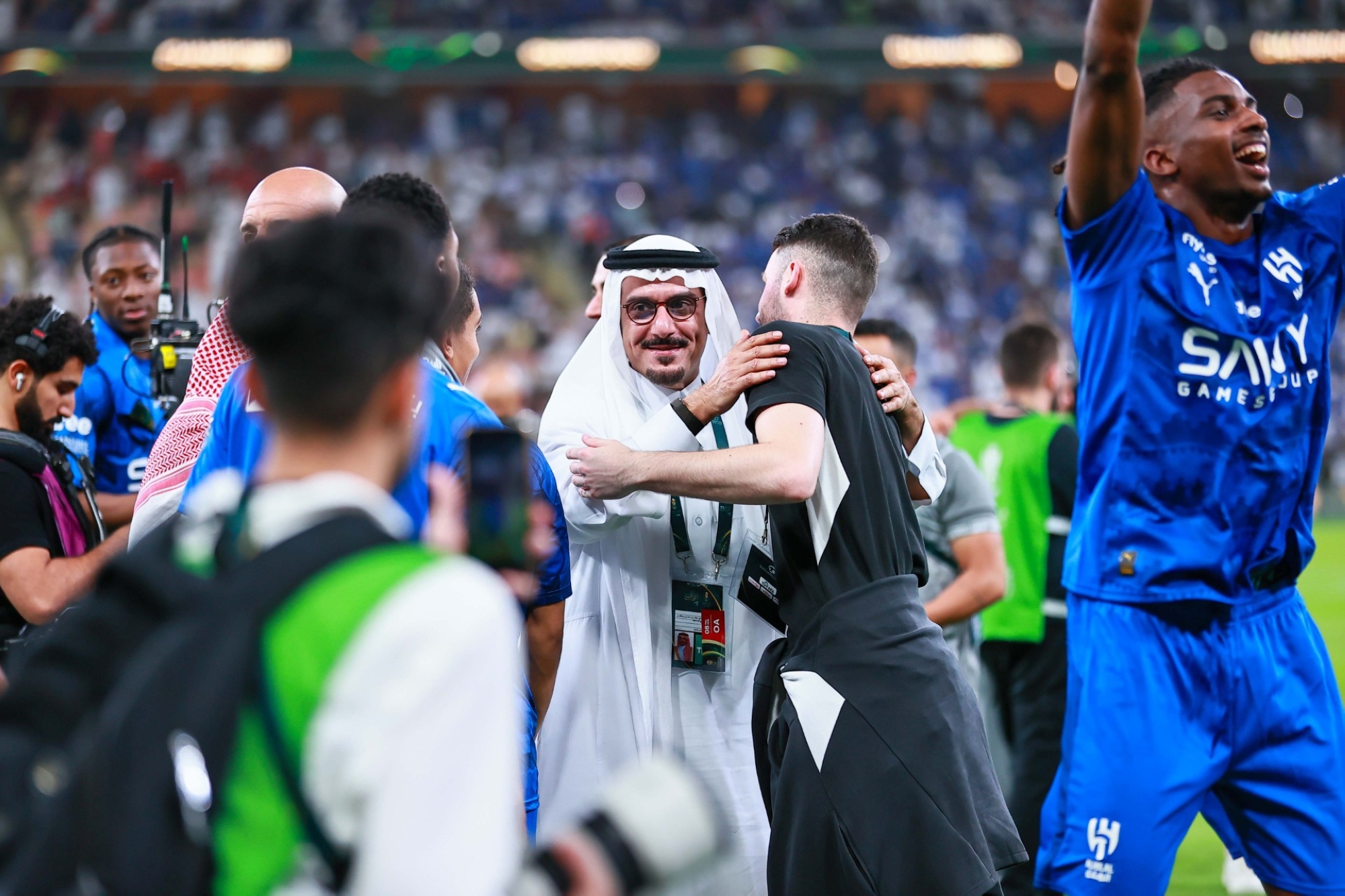 منصة تتويج إلى انطلاقة دوري: نواف بن سعد واستراتيجية الهلال بعد كأس الملك