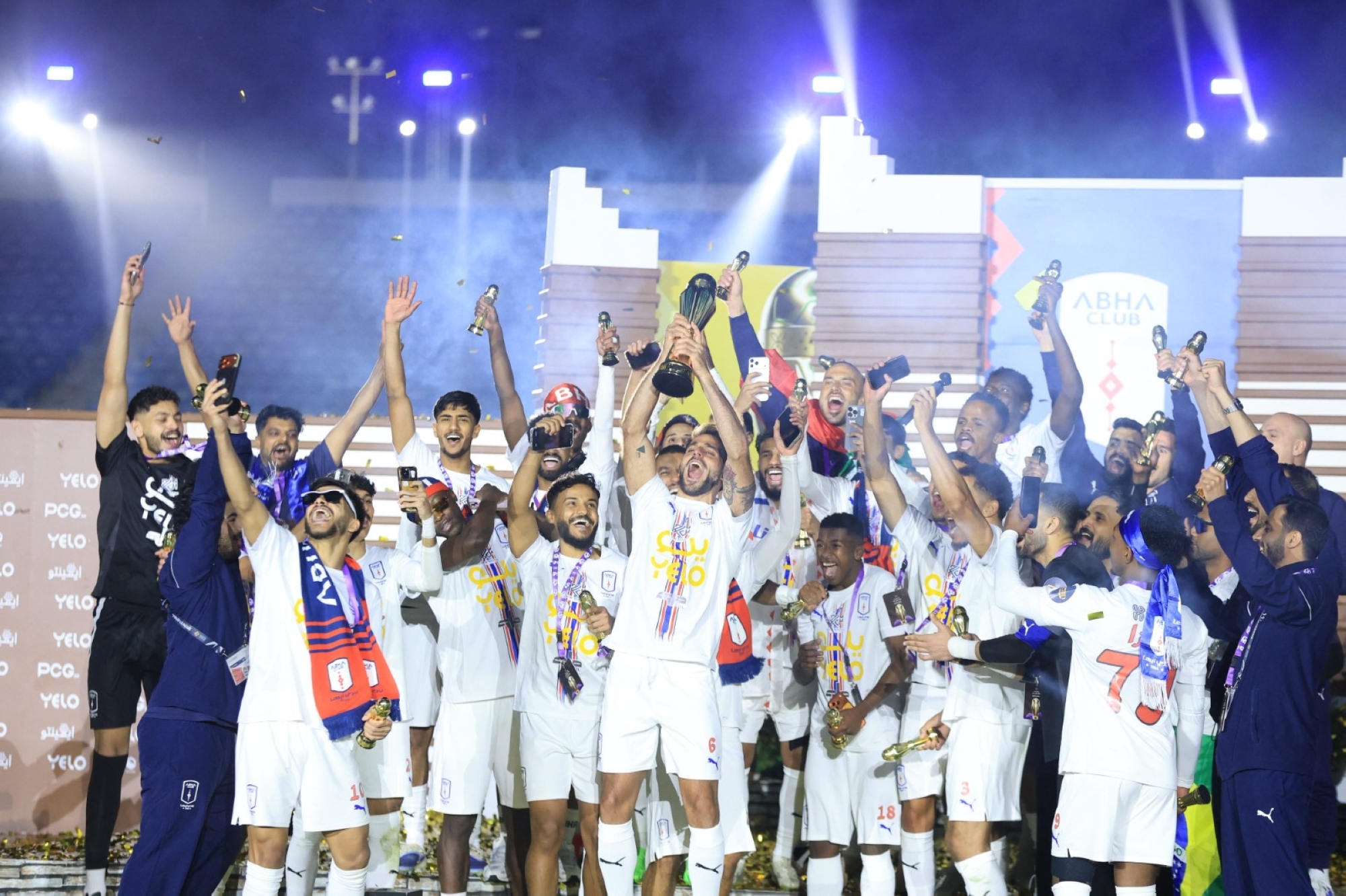 أمير عسير يرعى ‘قممٌ تصعد’: احتفالية صعود أبها لدوري المحترفين ودور الرياضة في تنمية المنطقة