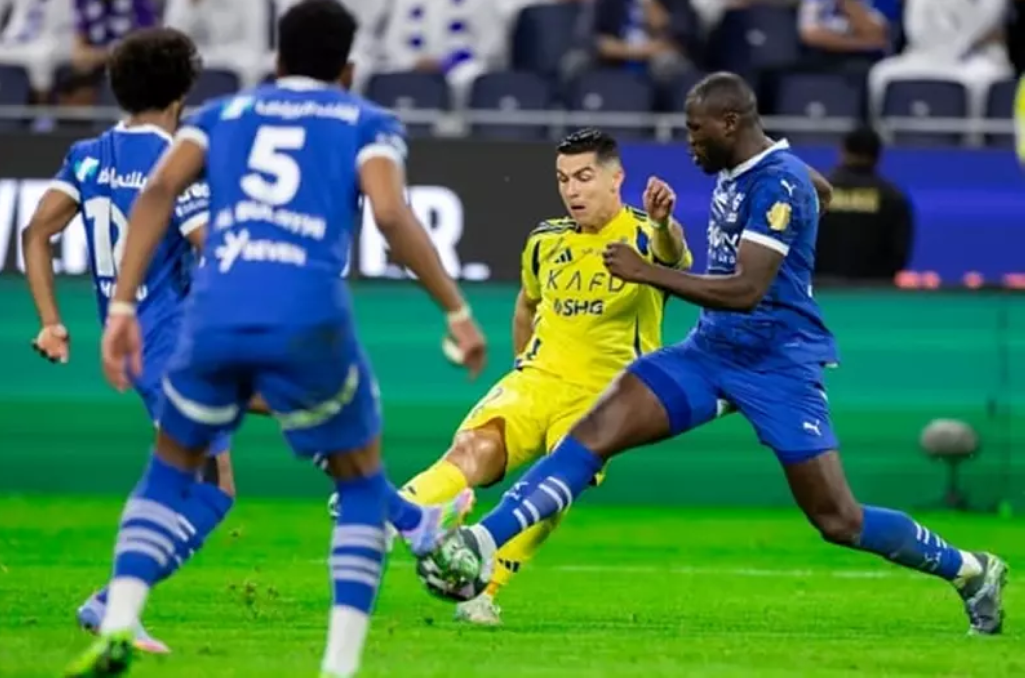 تحليل شامل: إحصائيات مواجهات النصر والهلال التاريخية قبل قمة دوري روشن الحاسمة