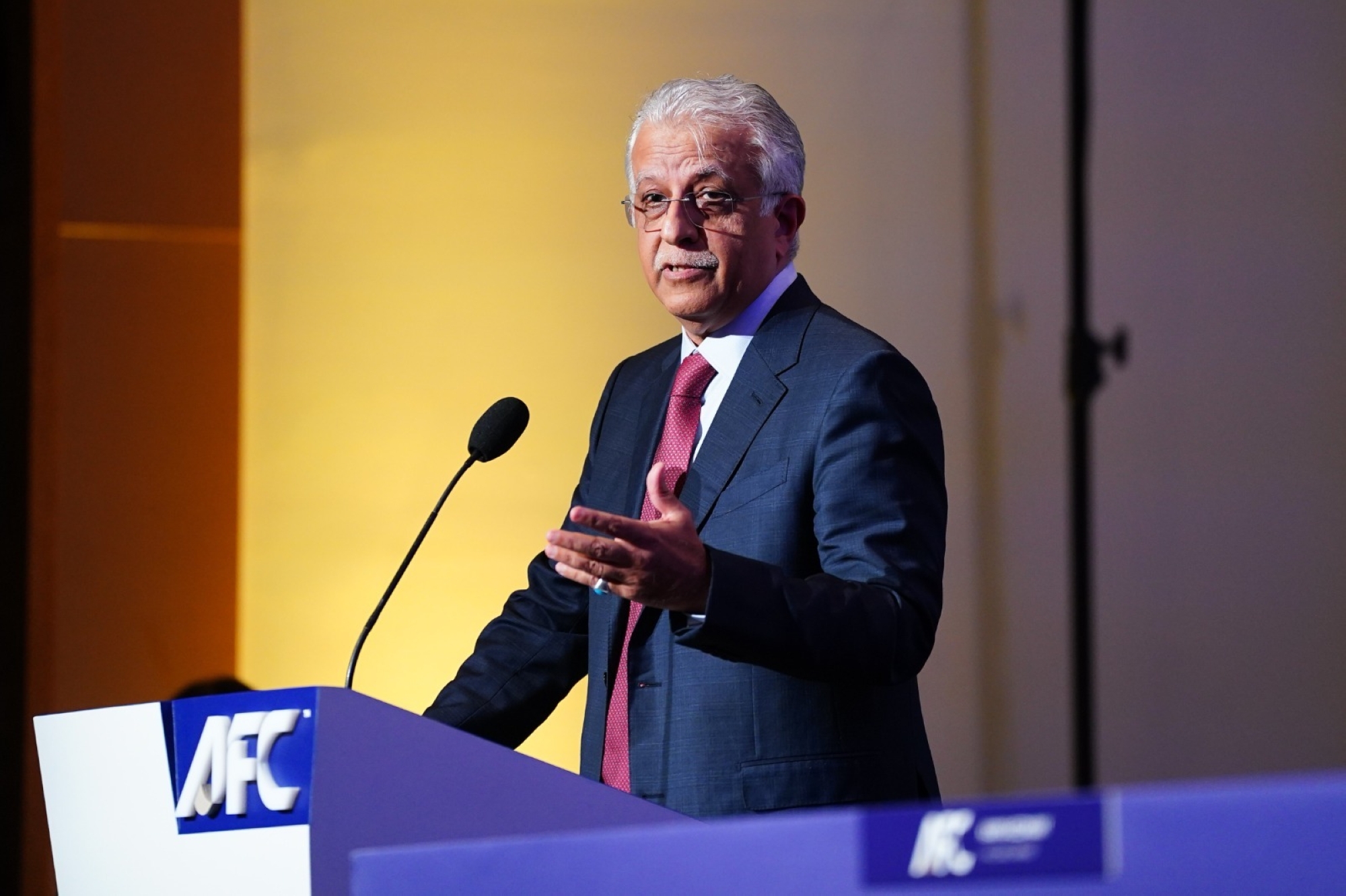 الشيخ سلمان آل خليفة يؤكد: تطلعات الشيخ سلمان لكأس آسيا 2027 نحو نسخة تاريخية في المملكة