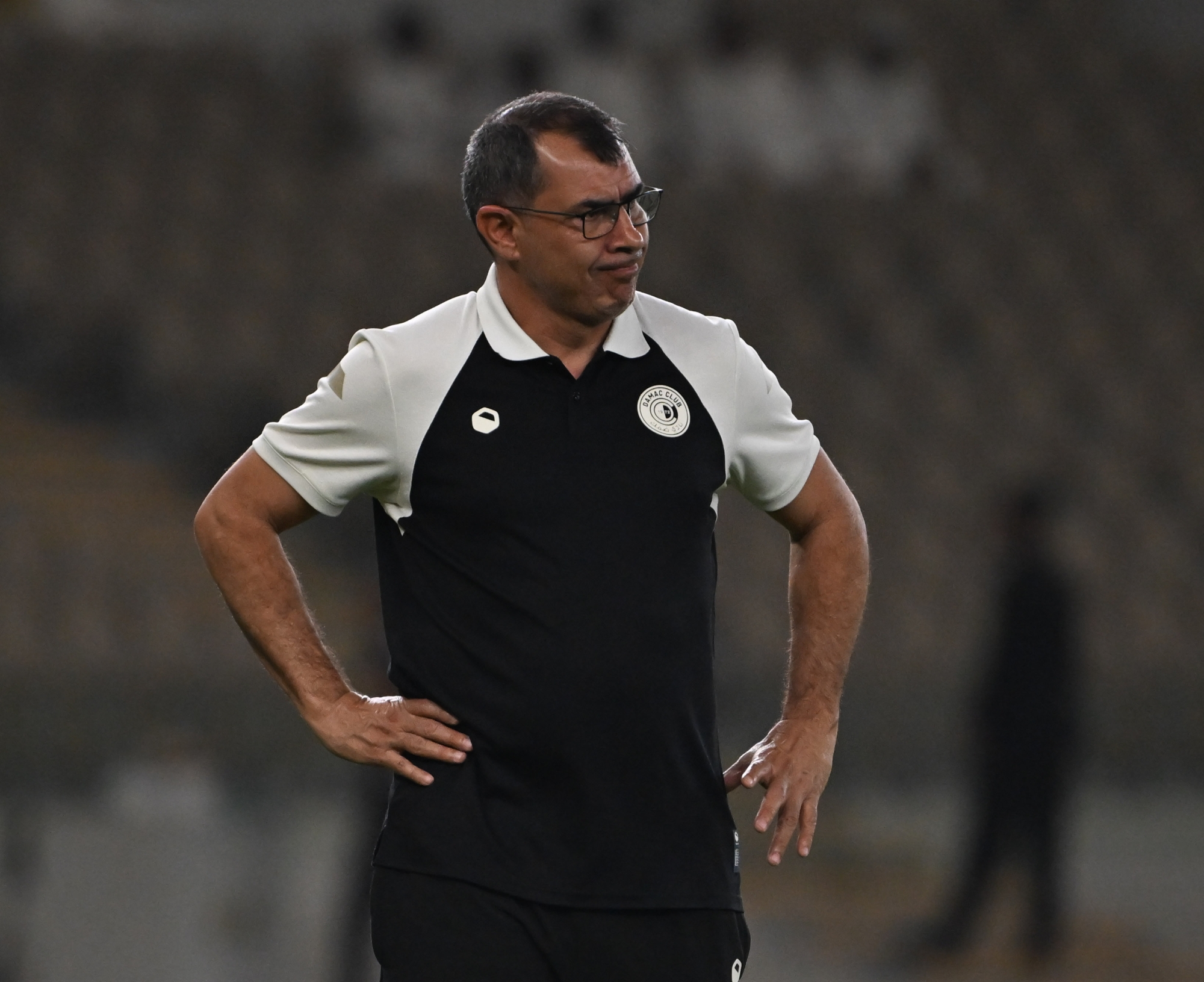 كاريلي يفسر: رضا مدرب ضمك عن الأداء أمام الاتحاد رغم الخسارة في دوري روشن