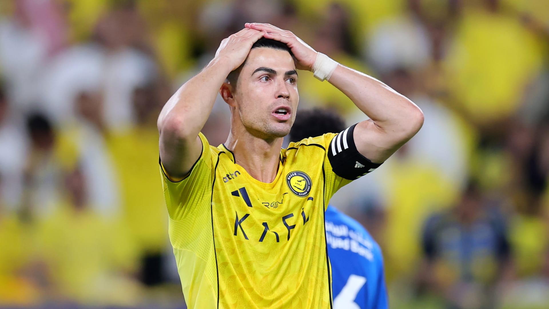 الحلم يقترب أكثر: تحليل رسالة رونالدو لجماهير النصر بعد التعادل مع الهلال