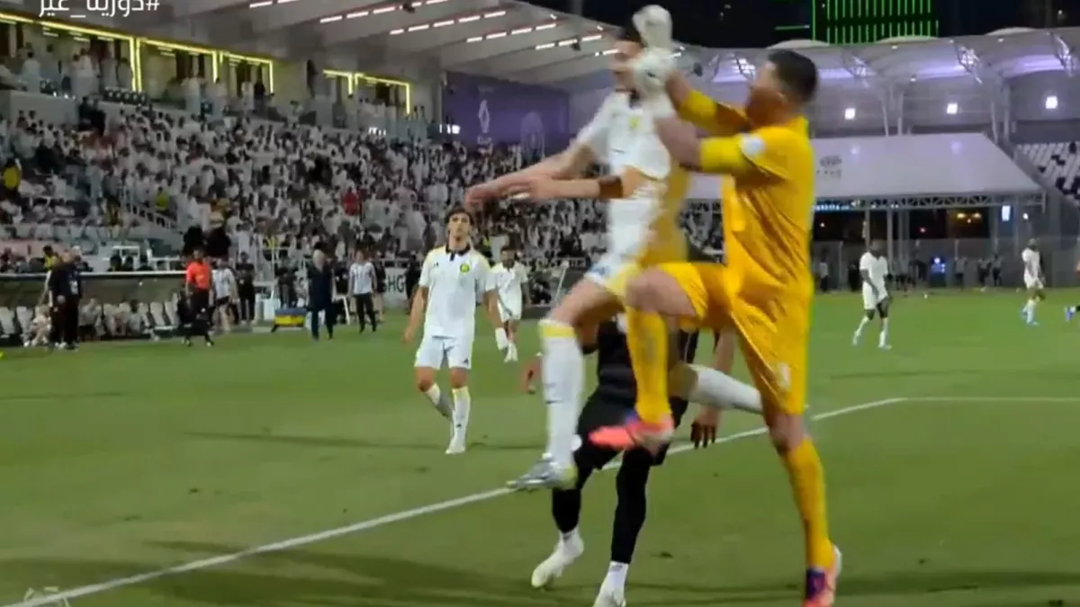 هل ظُلم الشباب؟ تحليل الحالات التحكيمية في مباراة الشباب ضد النصر