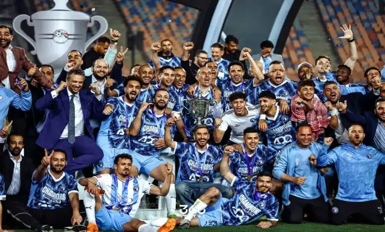 كواليس فشل مفاوضات بيراميدز مع وليد الركراكي.. والبديل المصري يقترب