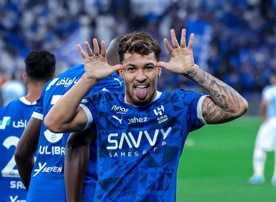 زلزال الميركاتو.. كواليس اجتياز ماركوس ليوناردو الفحص الطبي تمهيدًا لمغادرة الهلال
