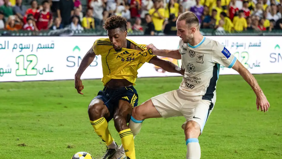 تفاصيل صفقة تبادلية تاريخية بين النصر والاتحاد لضم 4 لاعبين