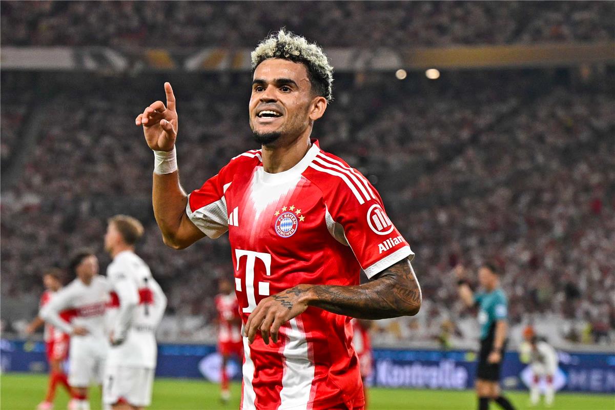 رد بايرن ميونخ على عرض الهلال لضم لويس دياز