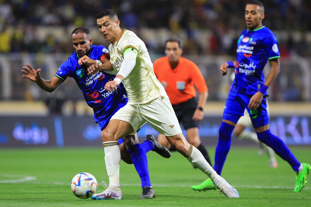القنوات الناقلة لمباراة النصر والفتح في الدوري السعودي وموعد اللقاء والبث المباشر