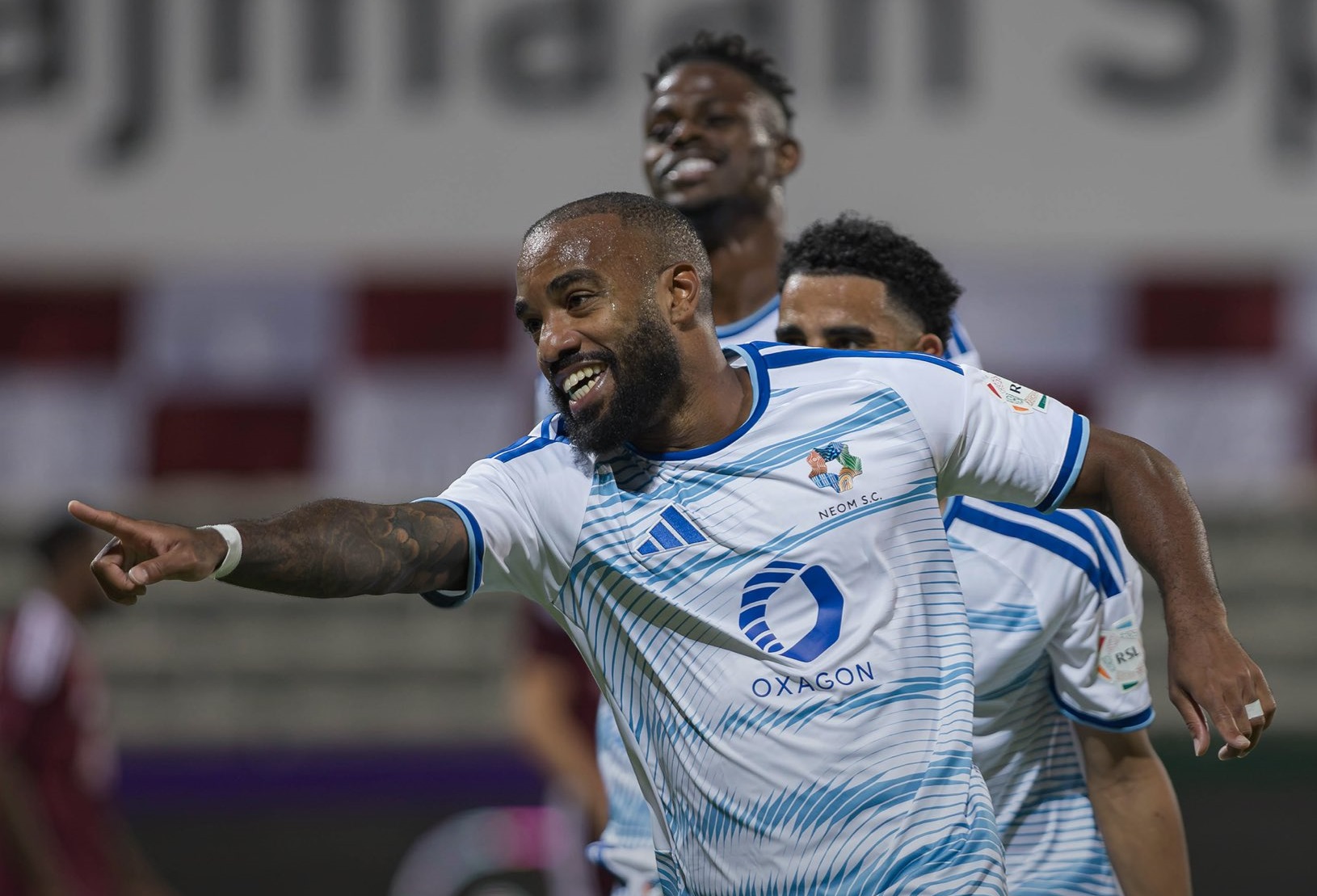 ملخص مباراة الفيصلي ونيوم في دوري روشن وثنائية لاكازيت