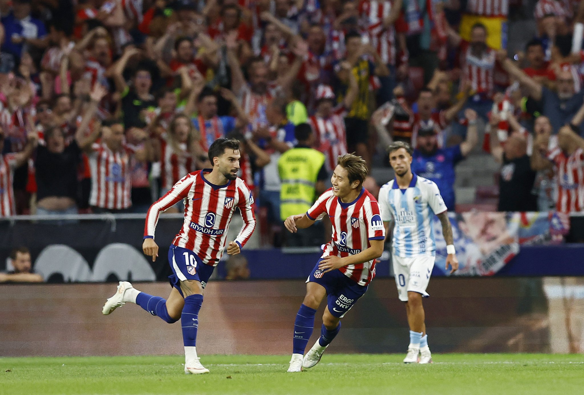 ملخص مباراة أتلتيكو مدريد ومالقا في الدوري الإسباني وثنائية الروخيبلانكوس