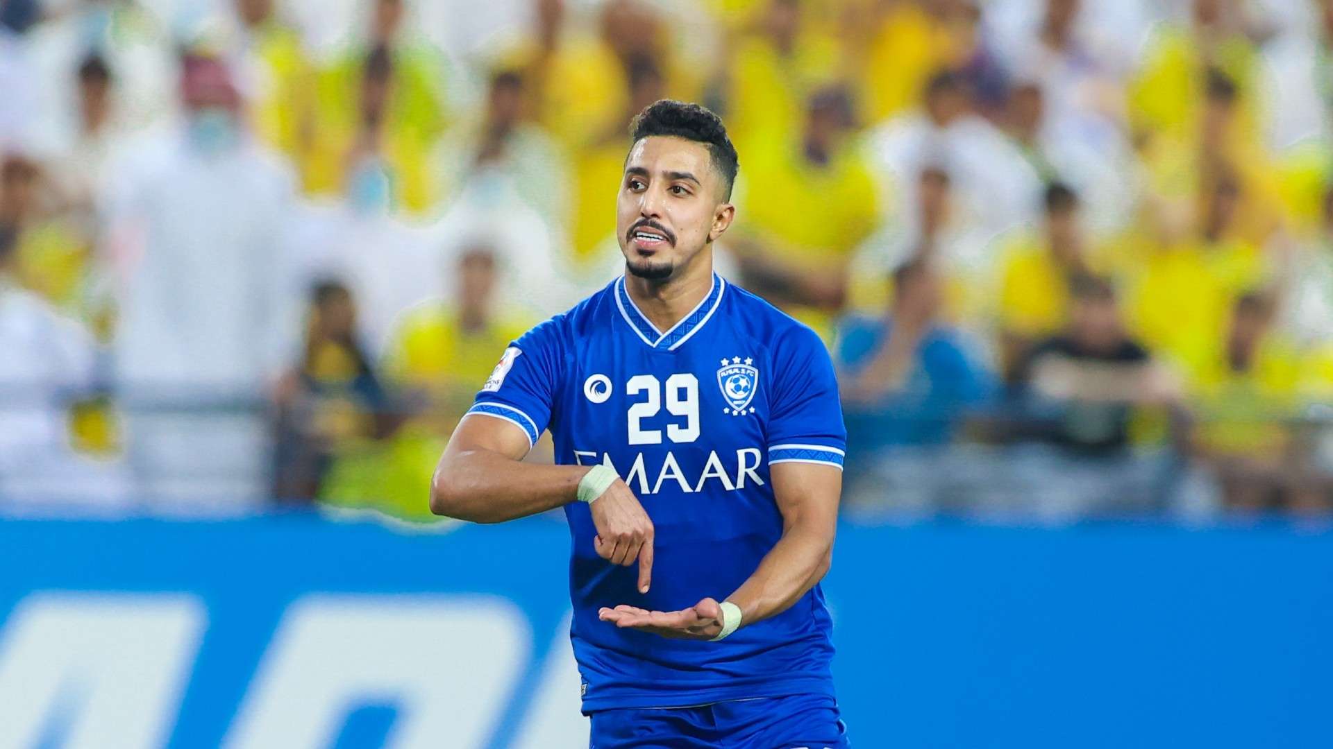 تفاصيل عودة سالم الدوسري لتدريبات الهلال وموعد مشاركته الرسمية
