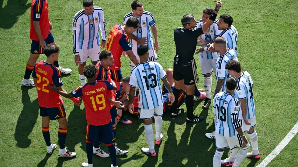 بعد اعتداءات باريديس.. تصريحات فيران توريس حول أحداث نهائي كأس العالم 2026
