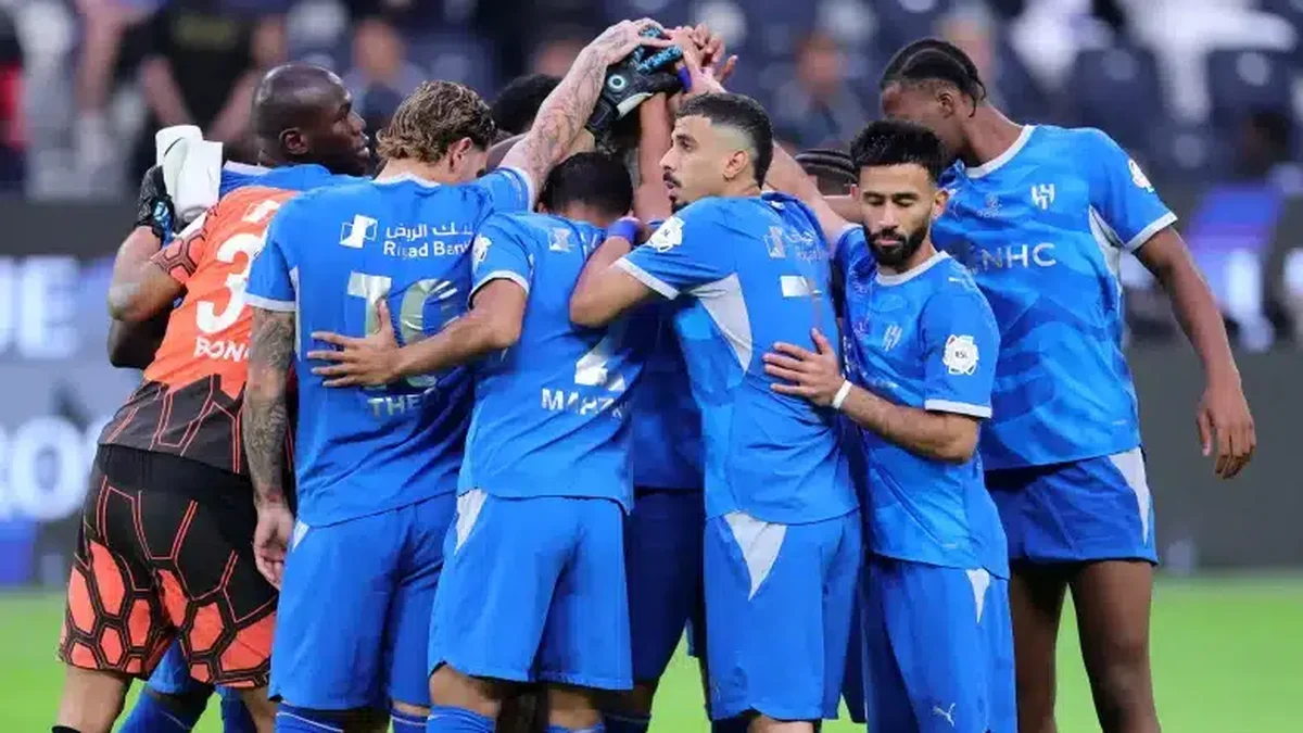 الهلال يدعم منتخب السعودية بثنائي طبي وإداري قبل انطلاق خليجي 27 في جدة