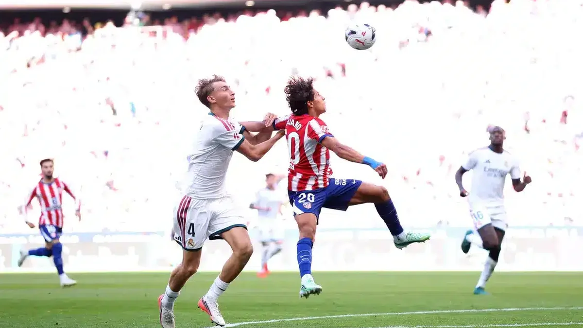 تصريحات دين هويسين بعد ديربي مدريد.. انتقادات لاذعة لتقنية الفيديو ورسالة قوية لجماهير الملكي