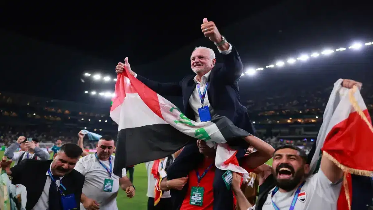 مستقبل جراهام أرنولد مع منتخب العراق بعد وداع خليجي 27.. الاتحاد العراقي يوضح موقفه الرسمي