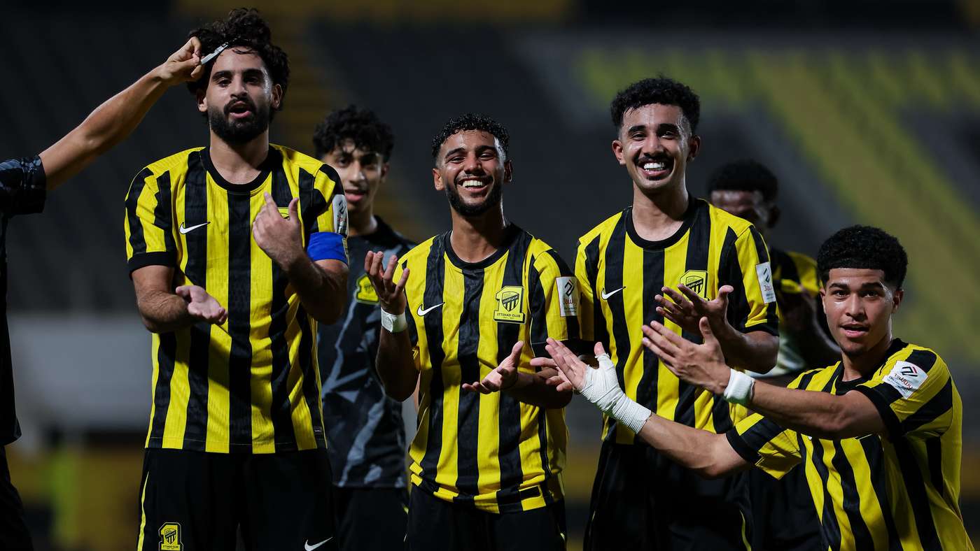 دوري جوي للنخبة.. صدارة مشتركة لقطبي جدة ورباعية هلالية وسقوط نصراوي مفاجئ