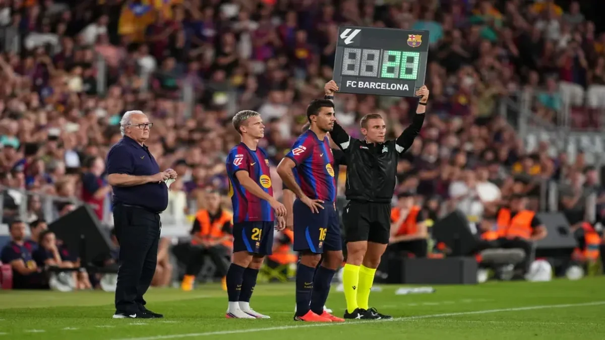 كواليس مكالمة مورينيو.. رودري يكشف أسباب تفضيل مشروع برشلونة ورفض ريال مدريد