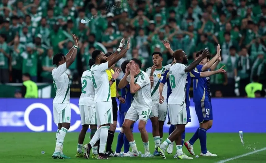 رسميا.. رابطة دوري روشن تعلن تأجيل مباراة الأهلي والخليج في الجولة الحادية عشرة