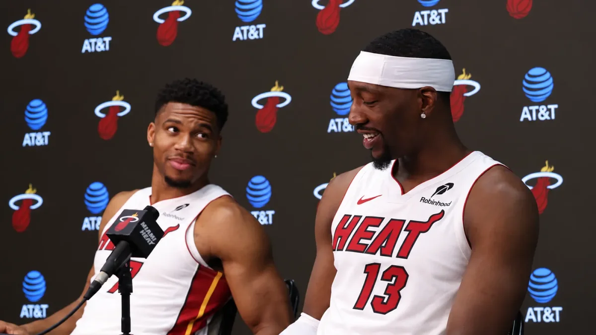 يانيس أنتيتوكونمبو يدشن حقبة ميامي هيت.. هل يستعيد لقب دوري السلة الأمريكي NBA؟