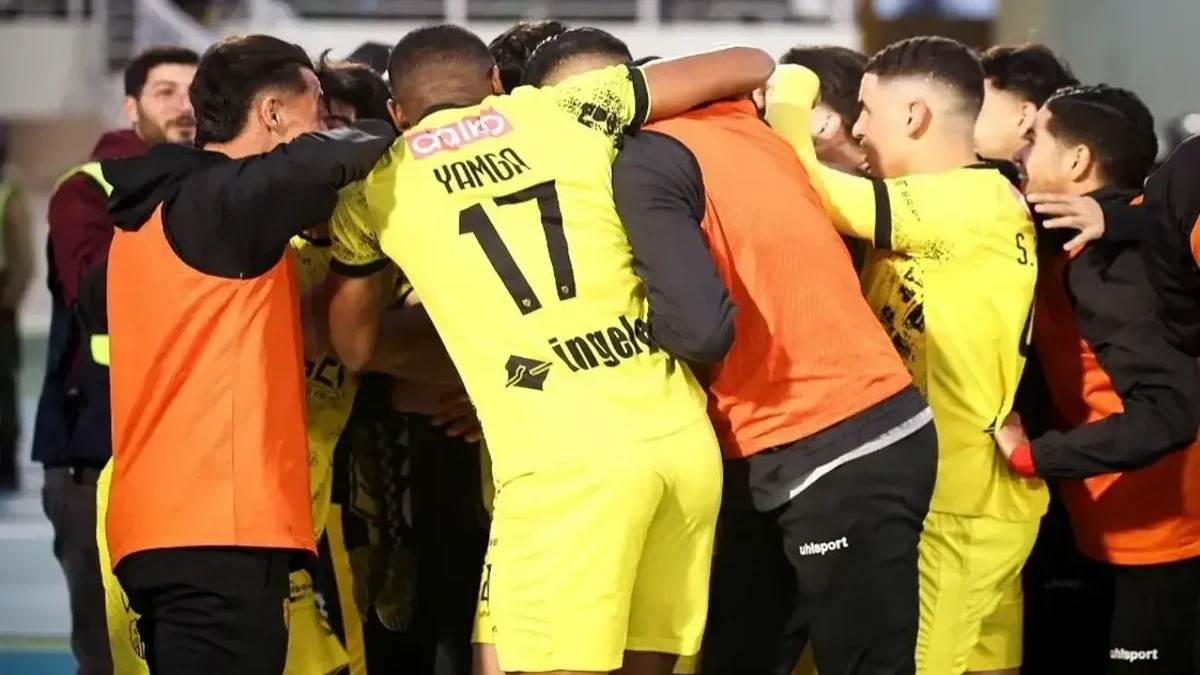 ملخص مباراة المغرب الفاسي ضد حسنية أكادير.. النتيجة والأهداف والترتيب والإحصائيات بالفيديو