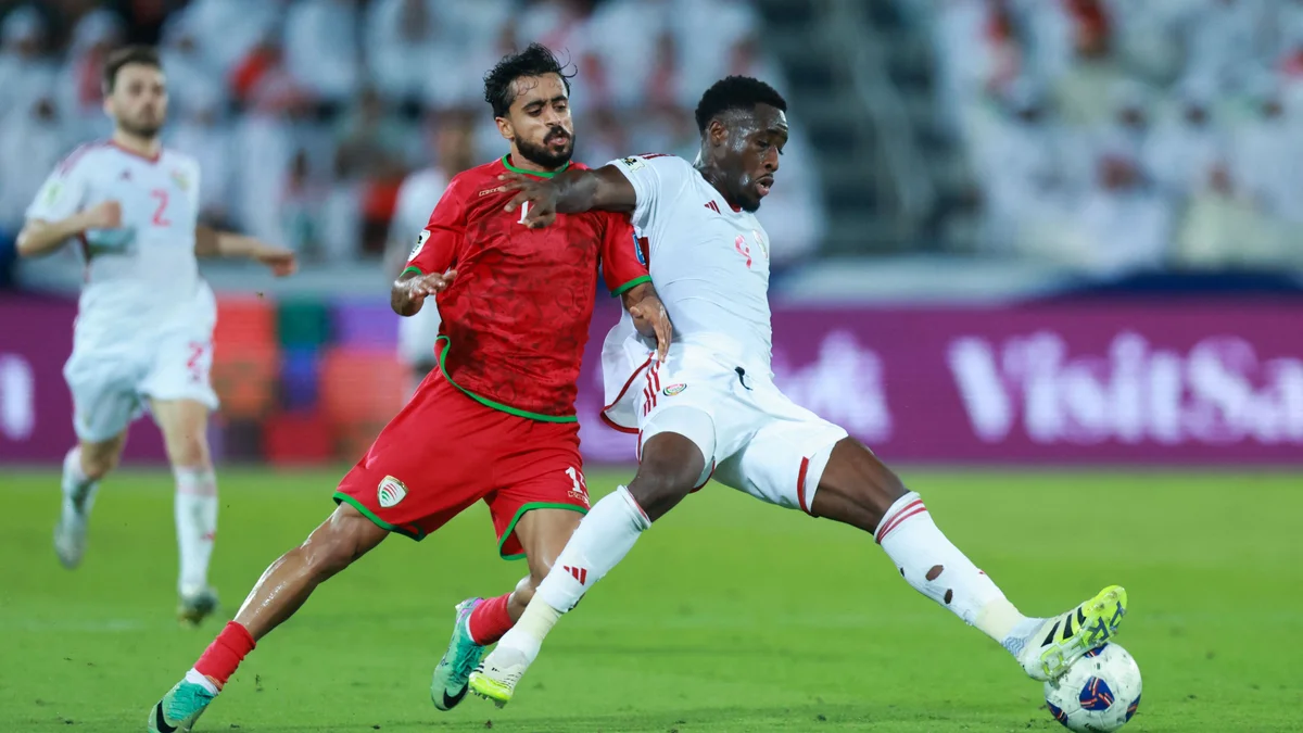 موعد مباراة الإمارات وعمان في نصف نهائي خليجي 27 والقنوات الناقلة والمعلق والتشكيل
