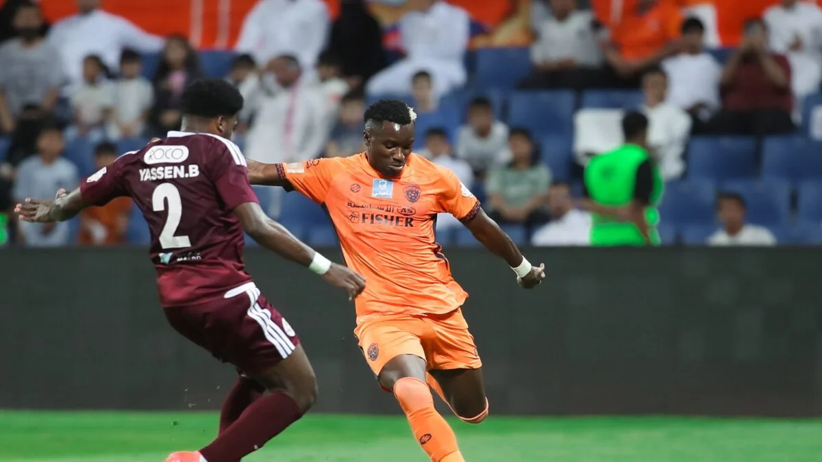 ملخص مباراة الفيحاء ضد الفيصلي في دوري روشن.. البرتقالي يكتسح ديربي سدير برباعية